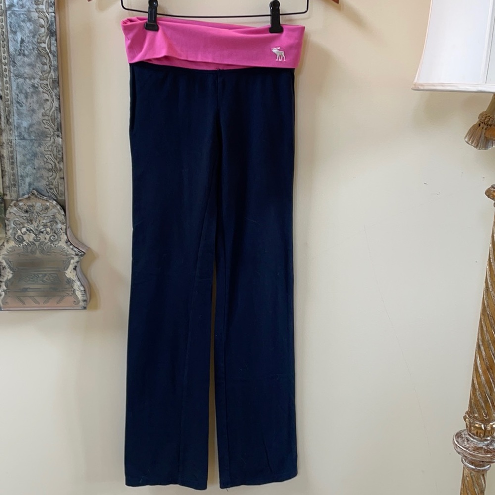 Very good condition straight light sweat pants
